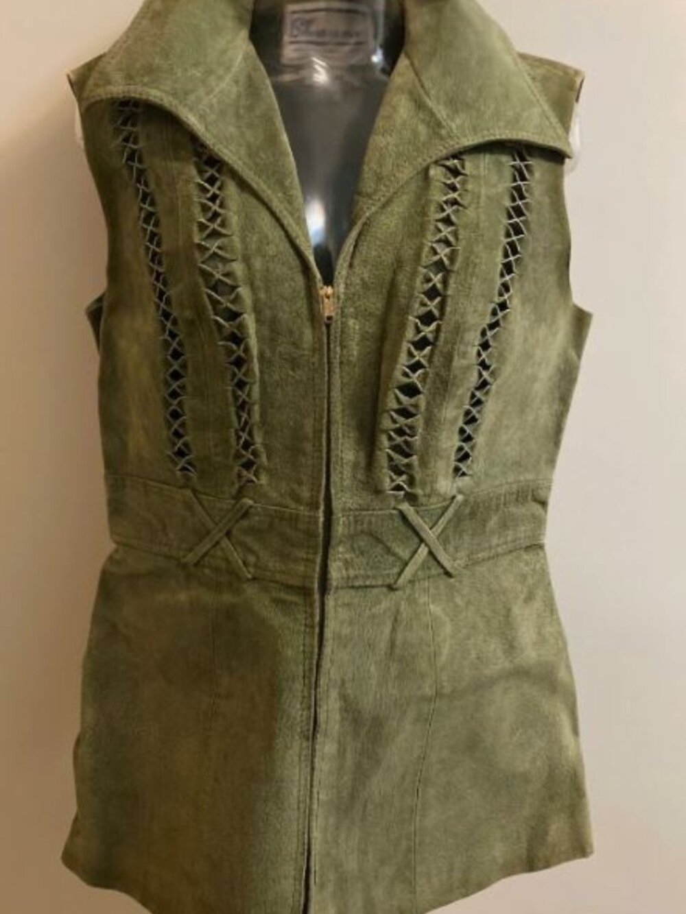 60s 70s SHAYNE Green Suede Vest Riveted Diamond Cutouts Hippie Boho M/L Bust 36